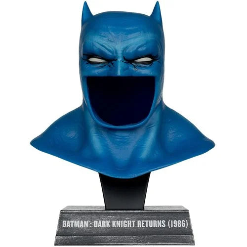 DC Prop Replica Wave 3 Batman Dark Knight Returns 1:3 Cowl