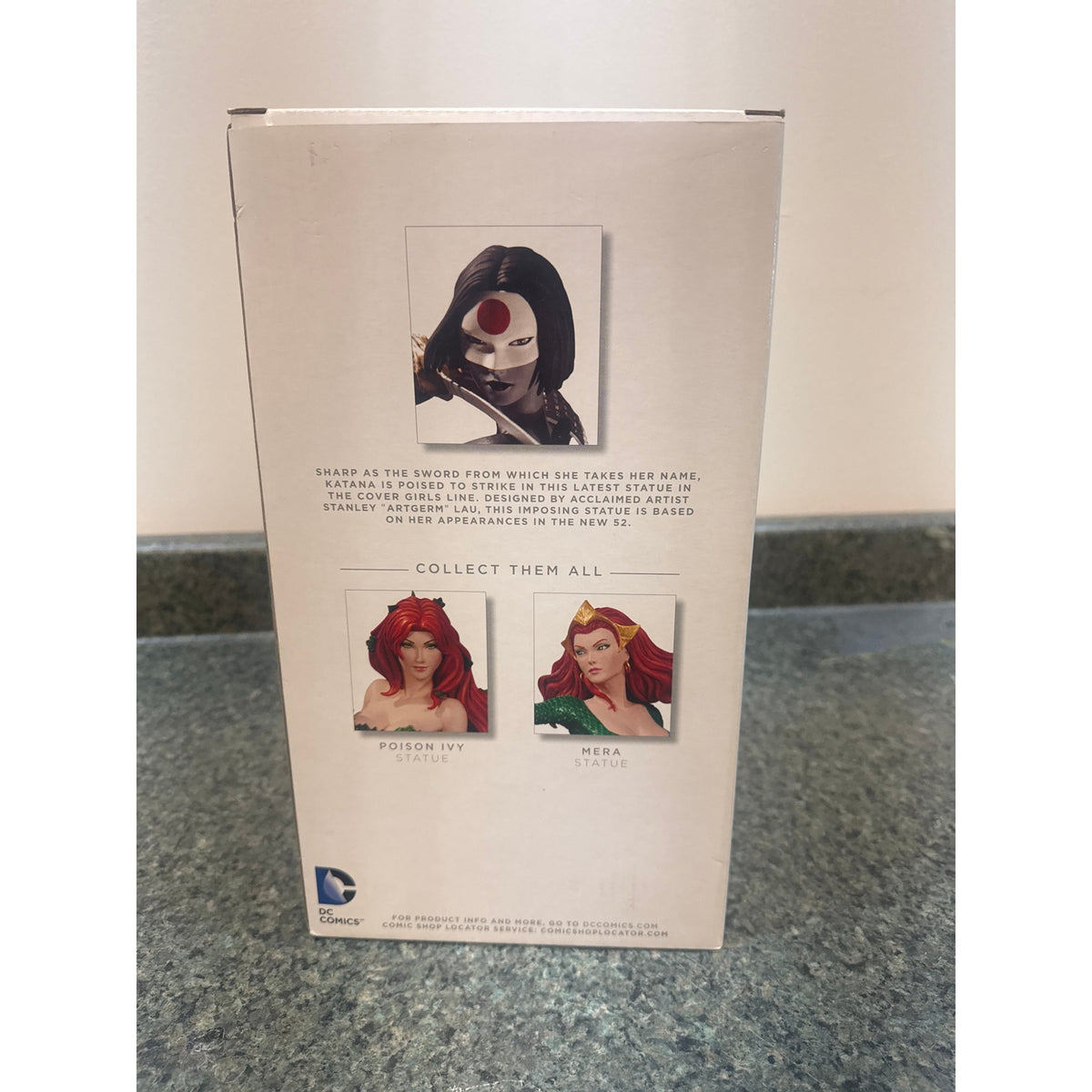 Katana Cover Girls statue original packaging photo 3