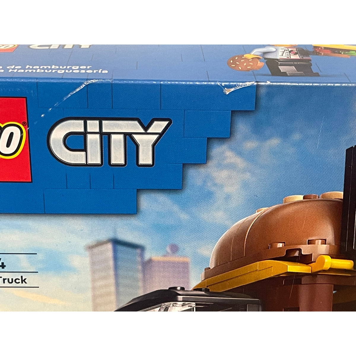 Close-up of LEGO City Burger Truck box creasing and edge wear