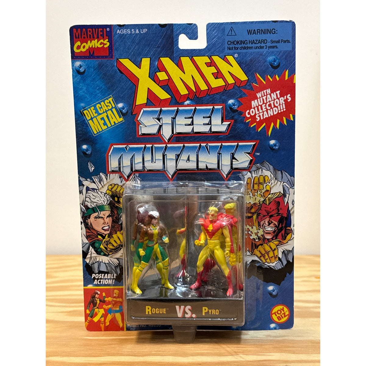 1994 Toy Biz X-Men Steel Mutants Rogue vs Pyro carded set front