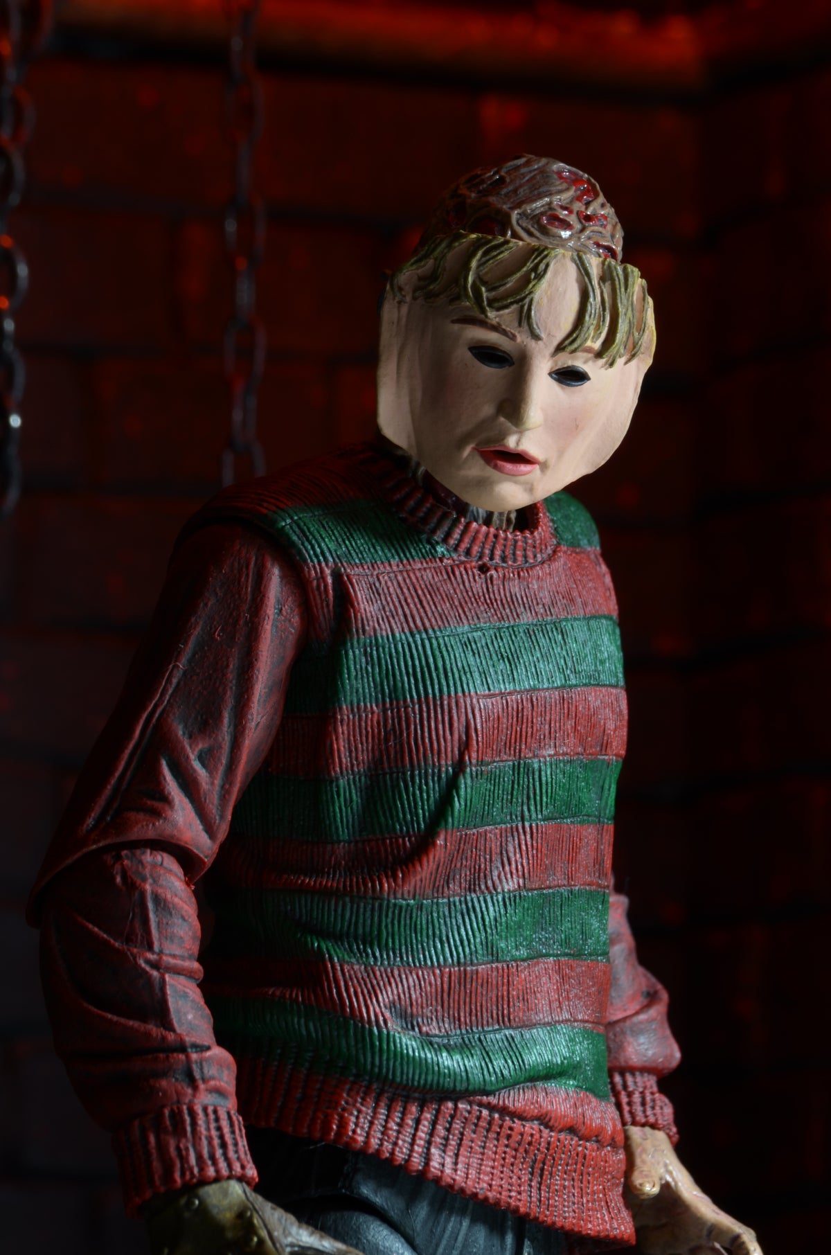 NIGHTMARE ON ELM STREET - 7IN SCALE ACTION FIGURE - ULTIMATE FREDDY