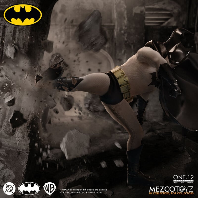 Pre-Order: One:12 Collective - Batman: Year One- Mezco
