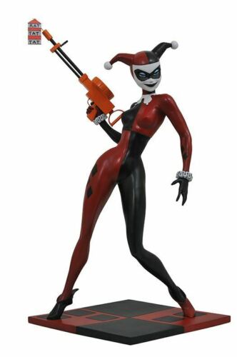 Batman: The Animated Series Premier Collection Harley Quinn Statue