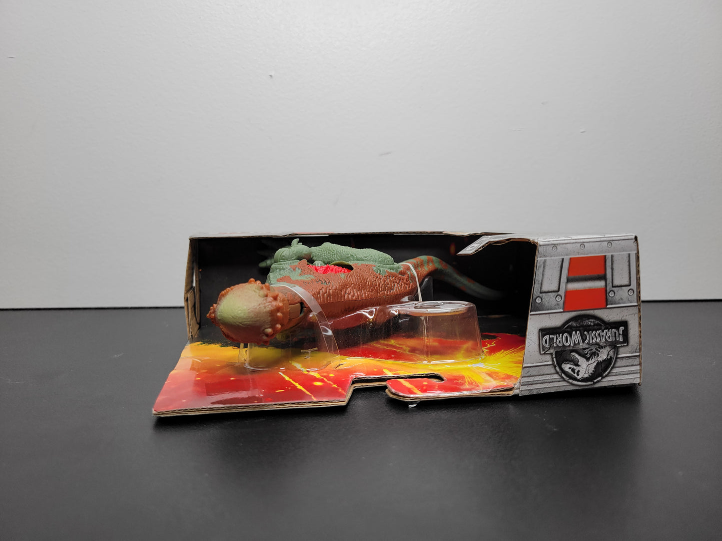 Jurassic World Battle Damage Pachycephalosaurus