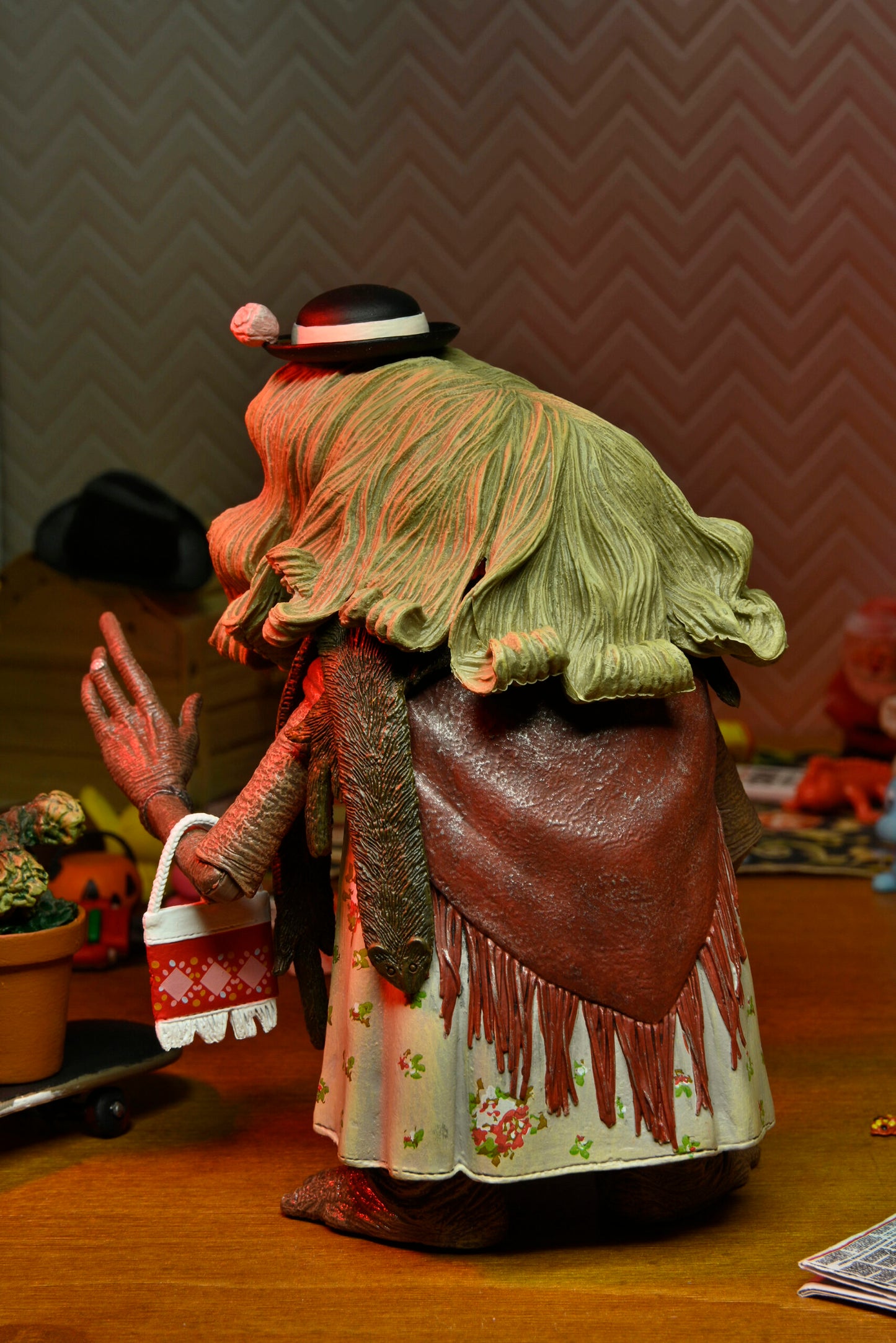 E.T. The Extra-Terrestrial 40th Anniversary 7″ Scale Action Figure Ultimate Dress Up E.T.