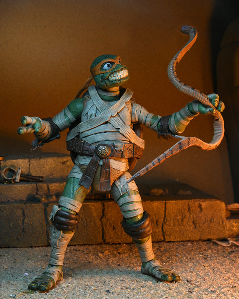 Universal Monsters/Teenage Mutant Ninja Turtles 7” Scale Action Figure Michelangelo as The Mummy