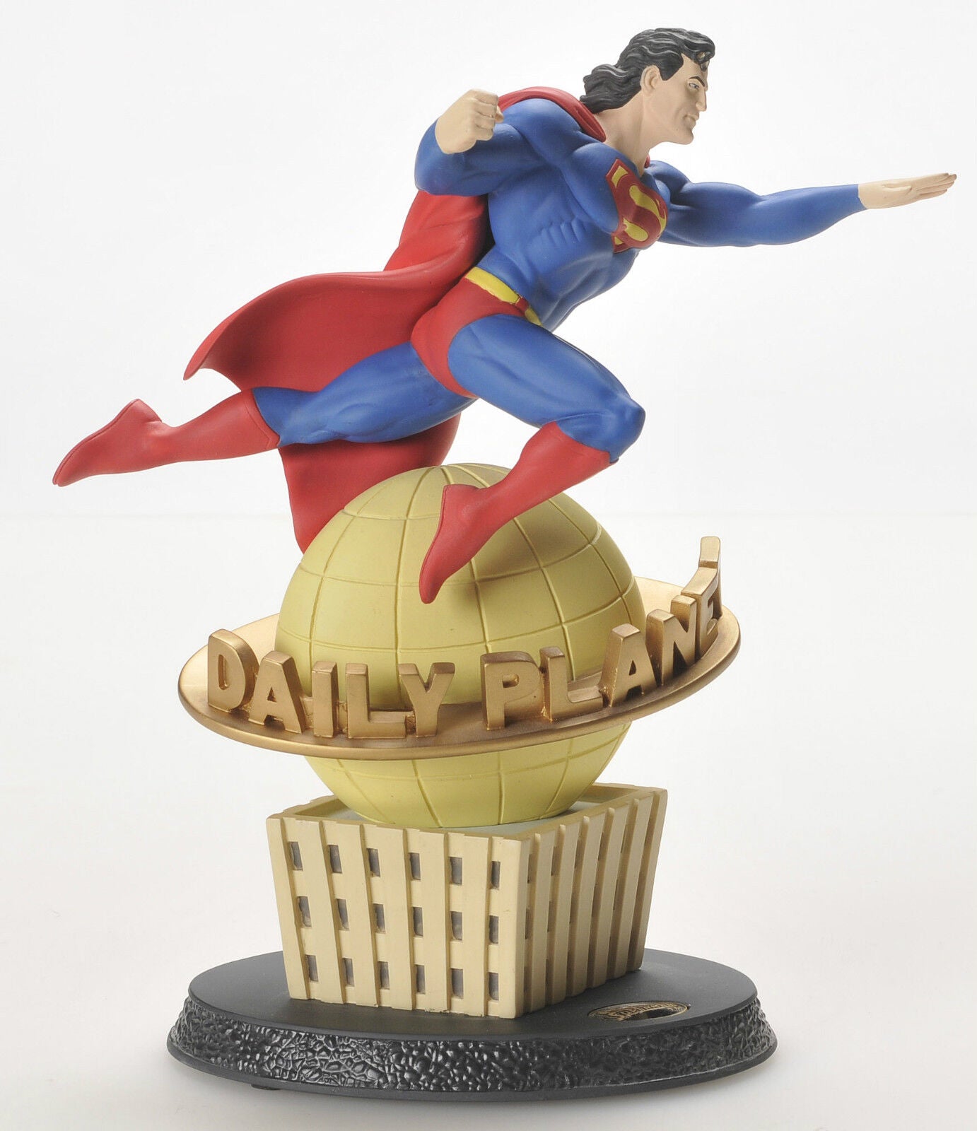 DC Superheroes Modern Collection 96 Superman "In A Single Bound" Statue