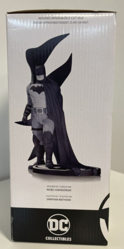 Batman Black and White Statue Designed By Raphael Albuquerque